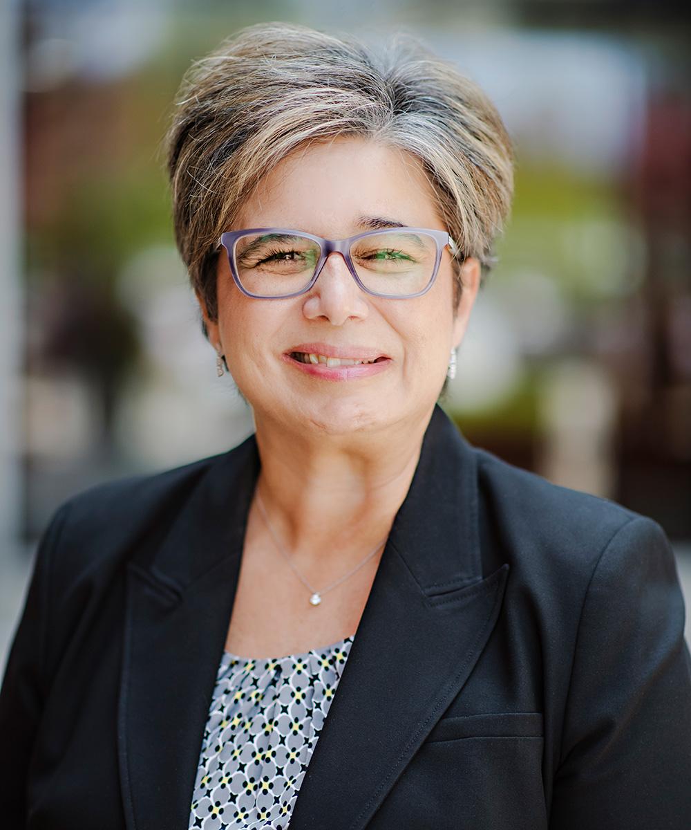 Irene Vassalo headshot